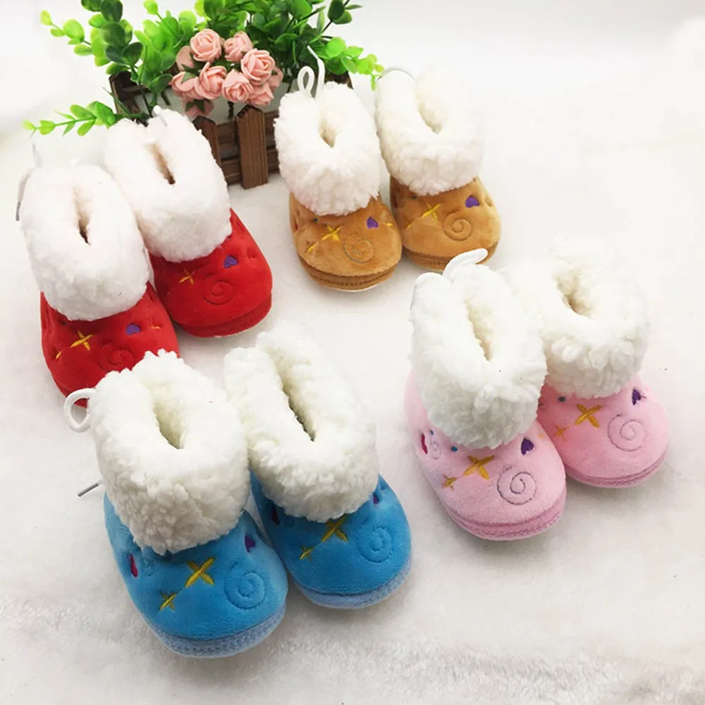 2015-New-Fashion-Baby-Shoes-First-Walkers-Warm-Kids-Booties-Sapatos-Infantis-Menina-Winter-Super-Antiskid-Soft-Coral-Velvet-Crib-Boots-Booties-T0093 (4)