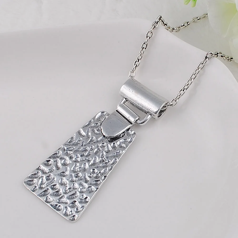 PENDANT-042