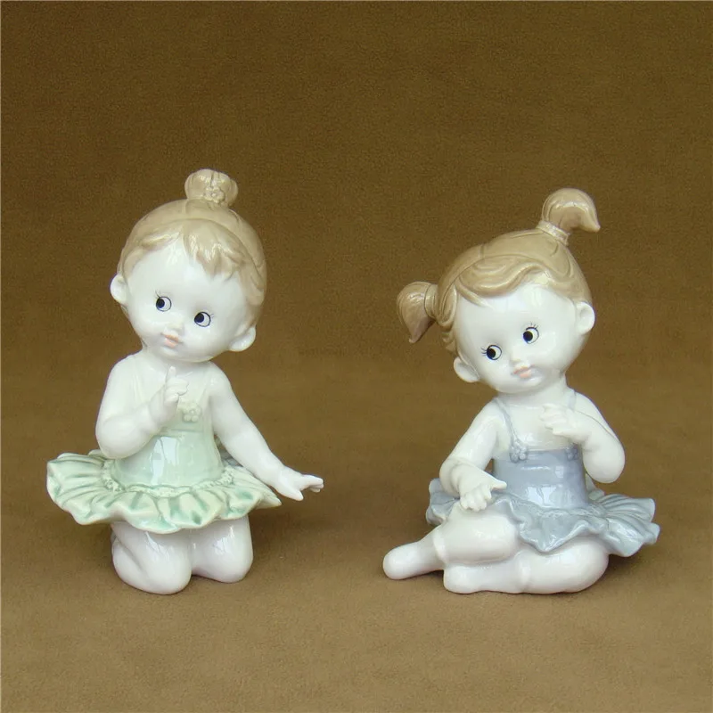 

Porcelain Baby Ballet Dancer Figurine Handmade Ceramics Ballerina Girl Statuette Decoration Art and Craft Ornament Accessories