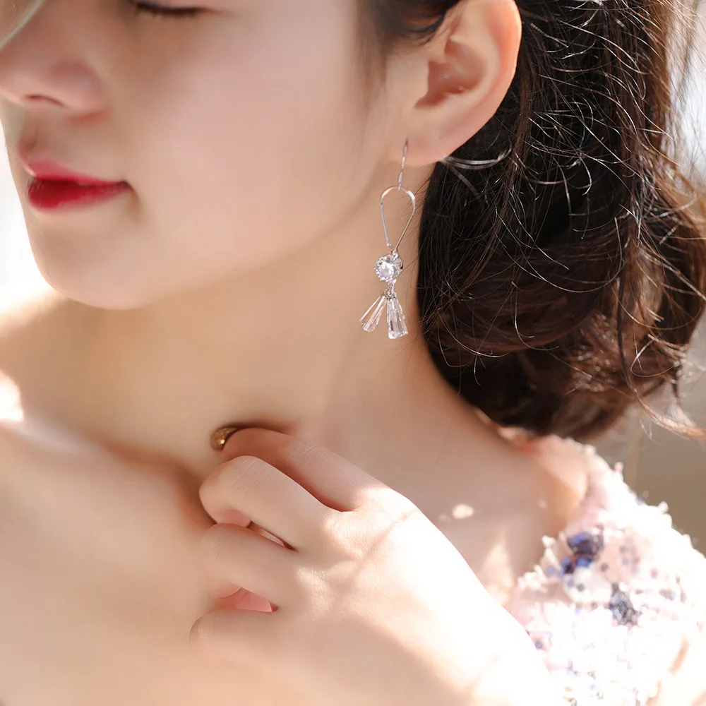 

Ajojewel Clear Crystal Zircon CZ Dangle Earrings For Women High Quality Earing Jewelry Drop Shipping