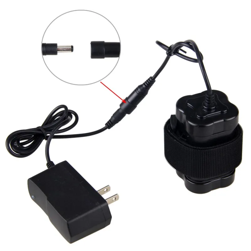 

Waterproof 12000 mAh Rechargeable 8.4V 4x18650 Battery Pack with 8.4 V Charger for Light Torch