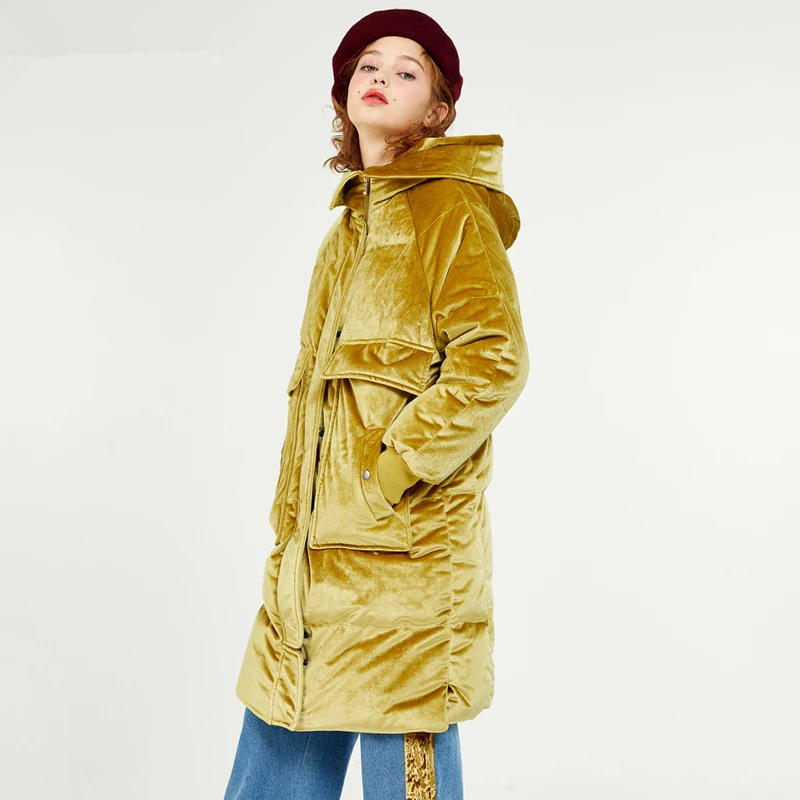 Vers 2017 À Capuchon Lettre Velours Au Yellow Chaud Bas Jq235 Broderie Épaissir Le Garder Robes Mode Femme Hiver Nouveau Rose Veste Lady Poches zqw84vzr