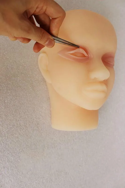 

Simulation Skin Double Eyelid Surgery Training Model Ophthalmology Cosmetic Surgery Double Eyelid Suture Practice Head Mold