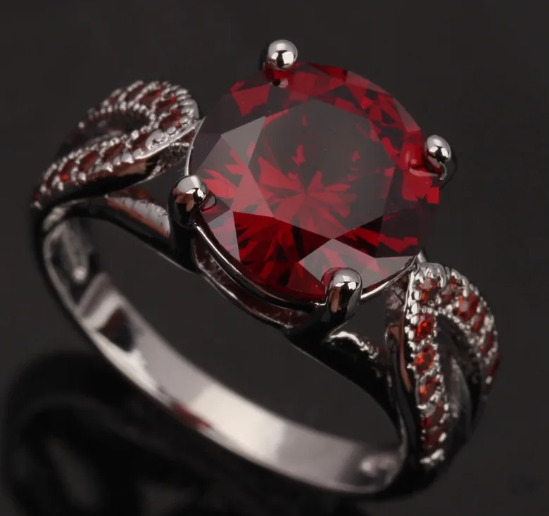 

Cheerful Red Garnet 925 Sterling Silver Jewelry Sales Size 6 / 7 / 8 / 9 S0273