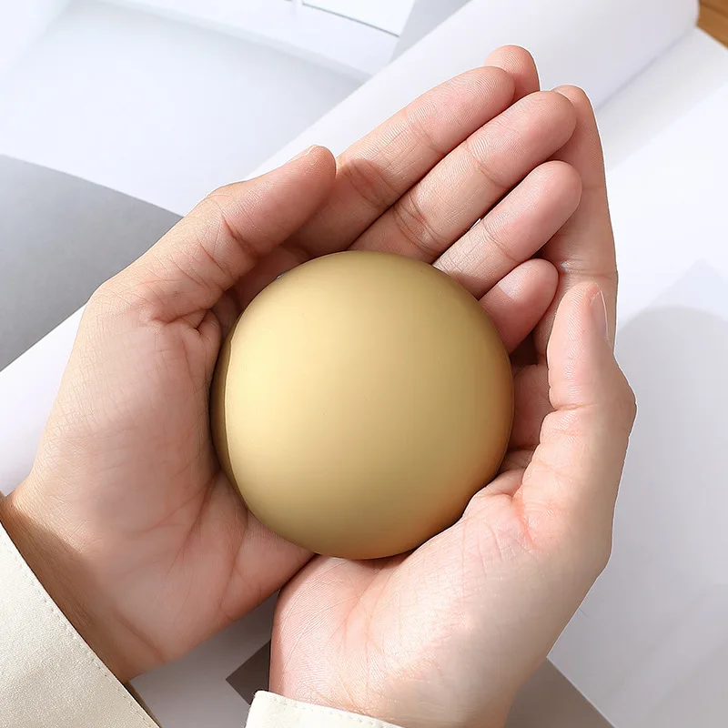  Round cake usb charging treasure hand warmers portable explosion-proof hand warmers mobile power ha
