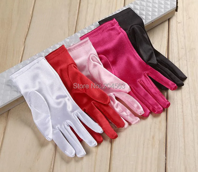 

Cheap Multi Color Wedding Party Fingerless Gloves Satin Short Bridal Gloves Wrist Length Wedding Accessories