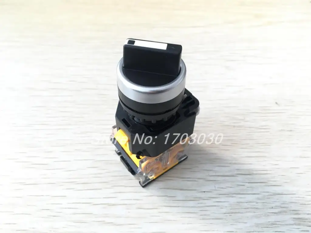 

AC 380V Ith 10A 2 Position DPST Latching Rotary Selector Switch