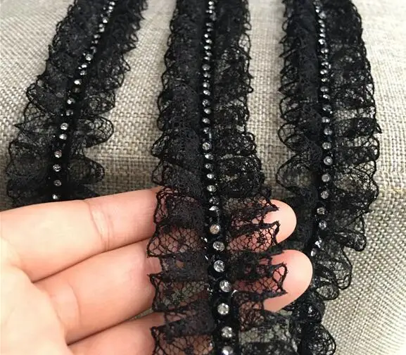 4CM-Wide-New-beads-Embroidery-White-black-flower-tulle-lace-fabric-trim-ribbon-DIY-sewing-applique (2)