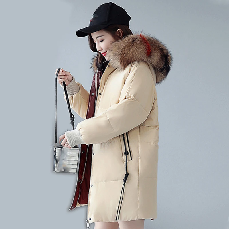 photo De Capuche Manteau Vers Parkas rouge Fourrure Blanc Col Grand Marque Femme Color À Chaud Canard Qualité Bas Veste Beige Duvet noir 2018 Mode Bonne Le D'hiver nN0wvm8