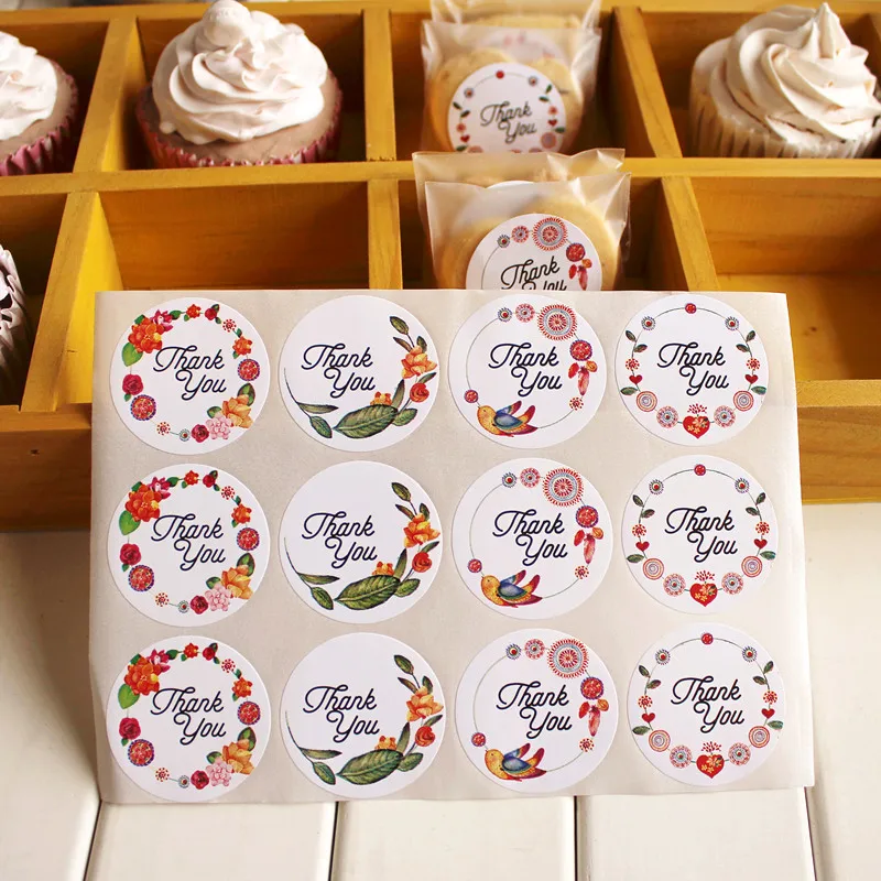 

120Pcs 2019 Hot Sale Thank You Flower Floral Seal Packaging Sealing Label Kraft Sticker Baking DIY Work Gift Stickers M1017