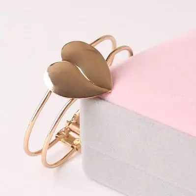 Women's Bangle with Heart