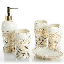 Керамическая посуда для ванной комнаты ванная комната из четырех частей креативный минималистичный набор для ванной комнаты Красочные розы LO88226