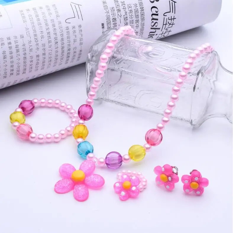 

Lovely Kids Girls Jewelry Set for Children Cute Necklace Bracelet Ring Earrings Set Children Party Gifts