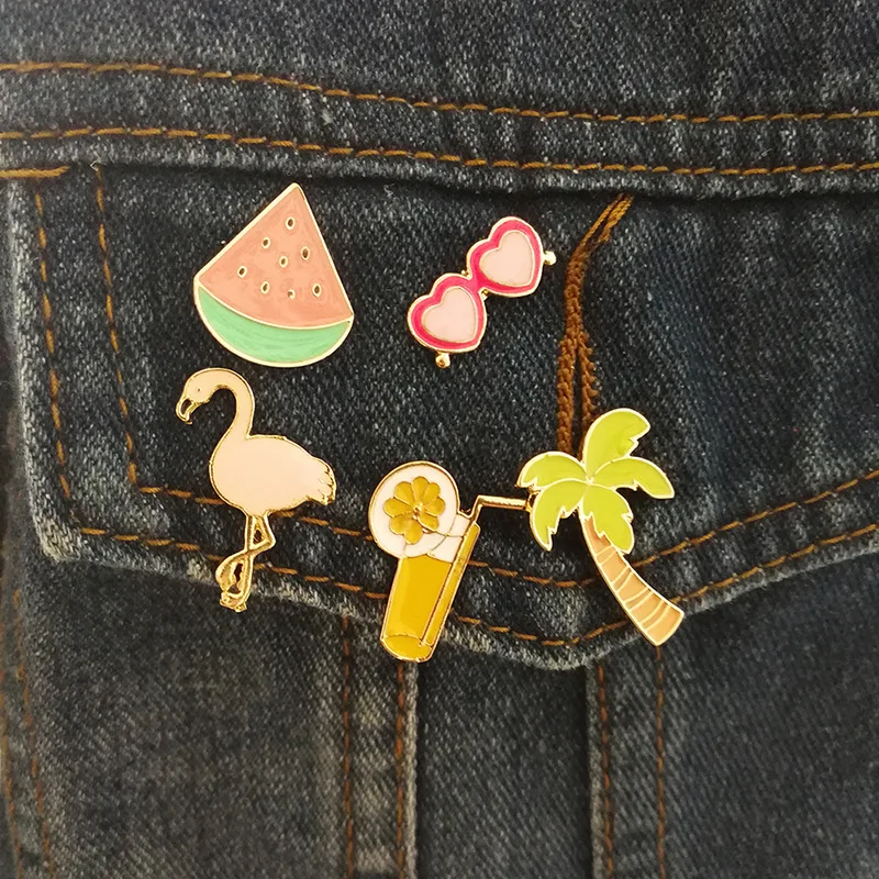 1 PCS Acrylic Badges Flamingo Fruit Brooch Icons on The Backpack Harajuku Badges for Clothing Kawaii Badge Icon on The Pin Broch