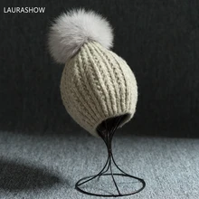 LAURASHOW зима натуральным лисьим Мех животных мяч Кепка с помпонами трикотажные обувь для девочек теплая Кепка-бини шерсть кепки