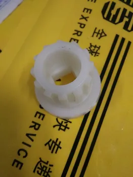 

Free shipping/8pcs/New Arrival Meat Grinder Parts Plastic Sleeve Screw Gear