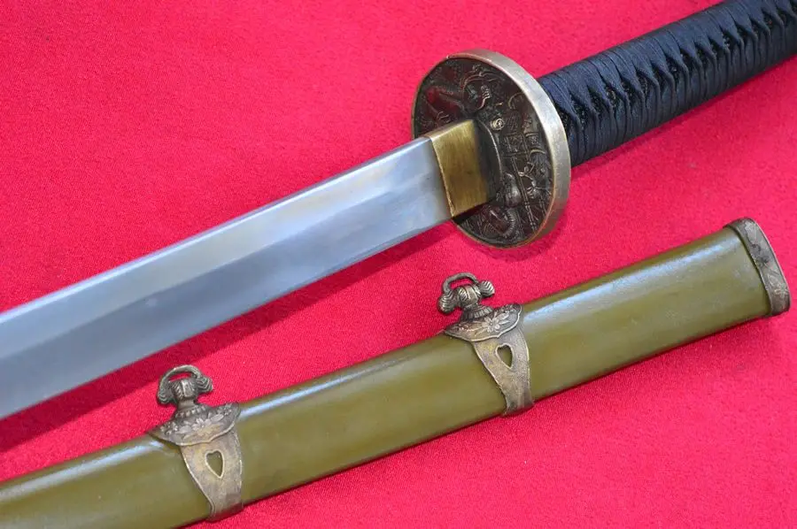 

Japanese Army Officer Sword Samurai Katana Brass Belle Tsuba Sharpened Blade Can Cut Bamboo Wood Steel Sheath Vintage