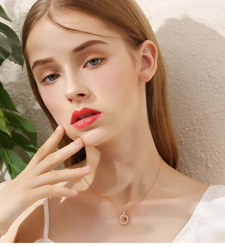 100-languages-I-love-you-necklace_05