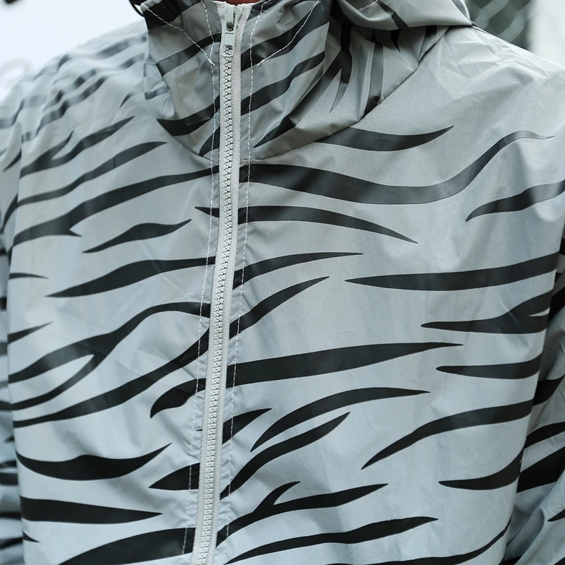 Ночная блестящая одежда мужская леопардовая Светоотражающая ветровка на молнии с капюшоном водонепроницаемая куртка в стиле хип-хоп Уличная одежда пальто для скейтбординга