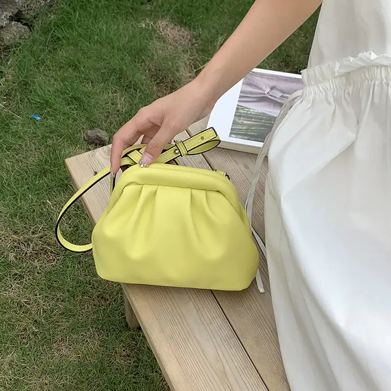 new chic handbags