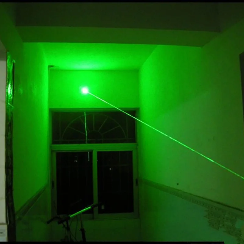 Powerful-Green-Red-Blue-Laser-Pointer-Pen-Beam-Light-5mW-Professional-Military-High-Power-Presenter-lazer