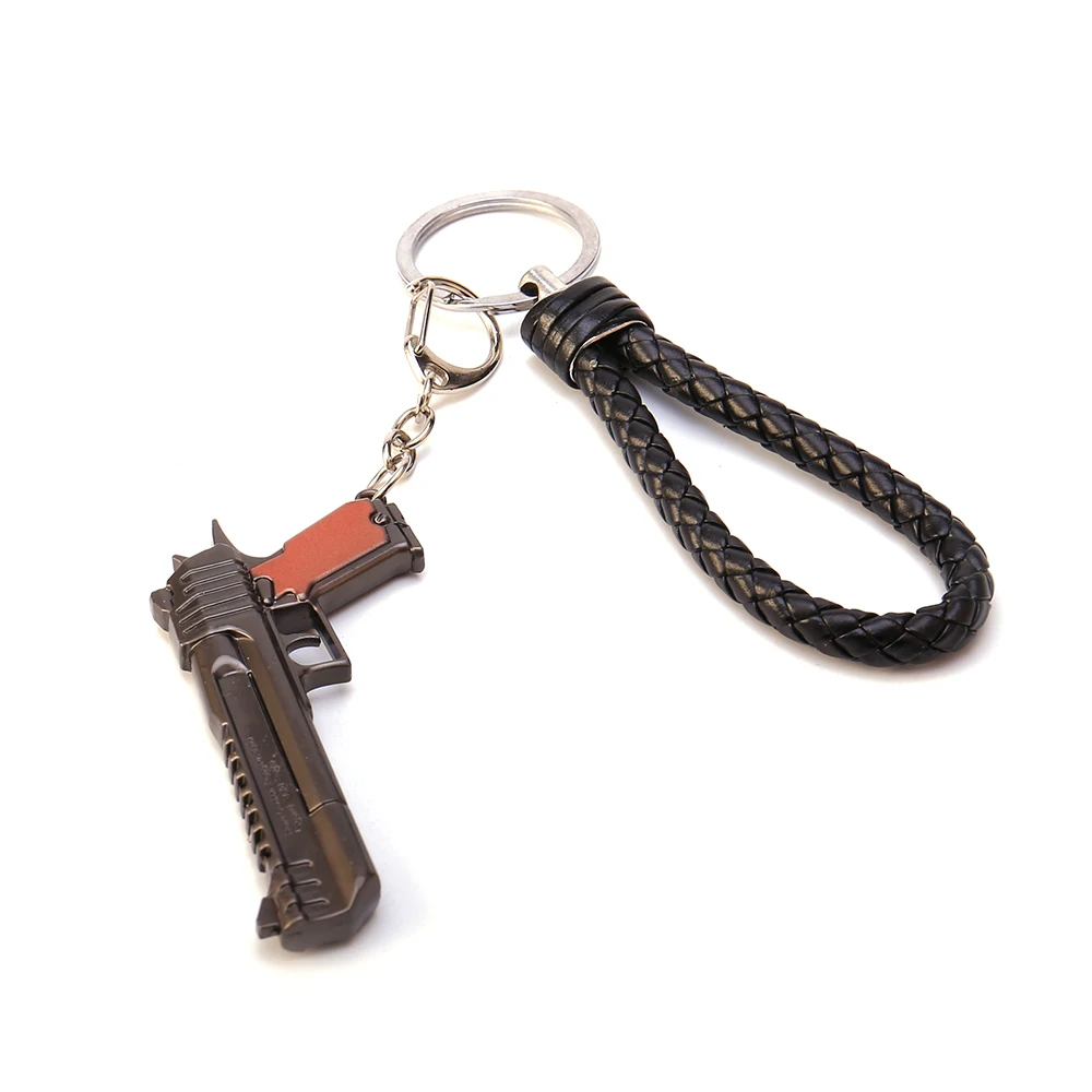2019 Hot Game Weapon anime Keychains Men Mini Revolver Model Car Key Chain Key Ring for Men Super Cool Gifts porte clef brelok 2019 Hot Game Weapon anime Keychains Men Mini Revolver Model Car Key Chain Key Ring for Men Super Cool Gifts porte clef brelok