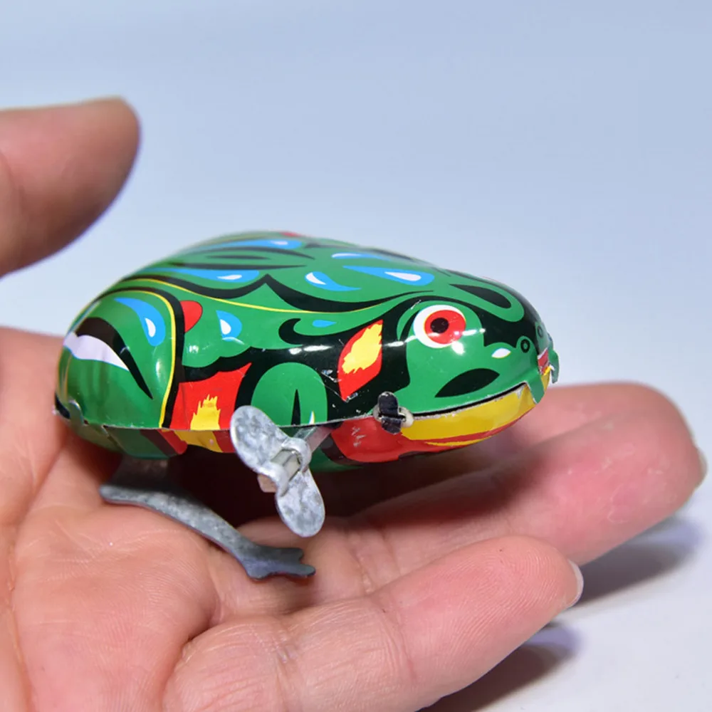 Sound Maker Classic Toys Tin Wind Up Clockwork Jumping Frog Vintage Interesting Metal Wind up Model