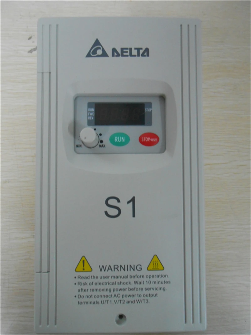 

New Delta VFD Inverter VFD007S23A 3Phase 220v 0.75KW 1HP 400Hz AC Motor Variable Frequency Drive for Packing Machine