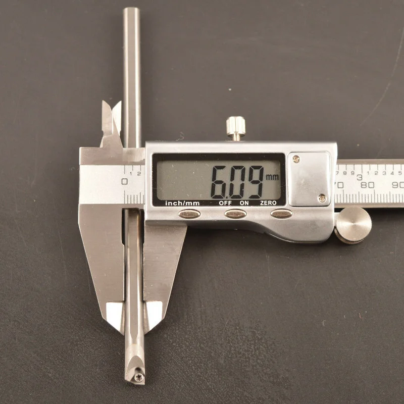 

Top Selling C06K-SWUBR06 Turning Tool Holder With Wrench Cemented Carbide / Tungsten Steel Minimum Machining Aperture 8mm