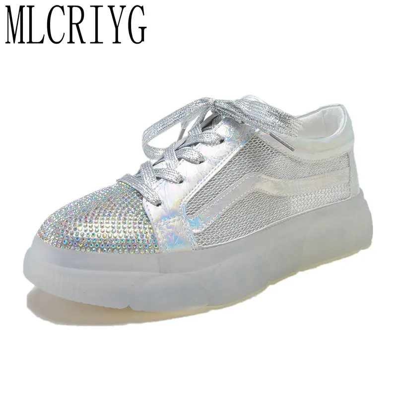 

2019 Flat Heels Super Cool Shoes Woman Spring Women Fashion Casual Sport Sneakers Sexy Ladies Elegant Bling Crystal Flats
