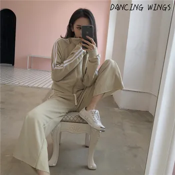 

Casual Loose Tracksuit Set Women 2020 Sportwear Vintage Cardigan Short Jacket + Loose Casual Elasticated Trousers Matching Sets