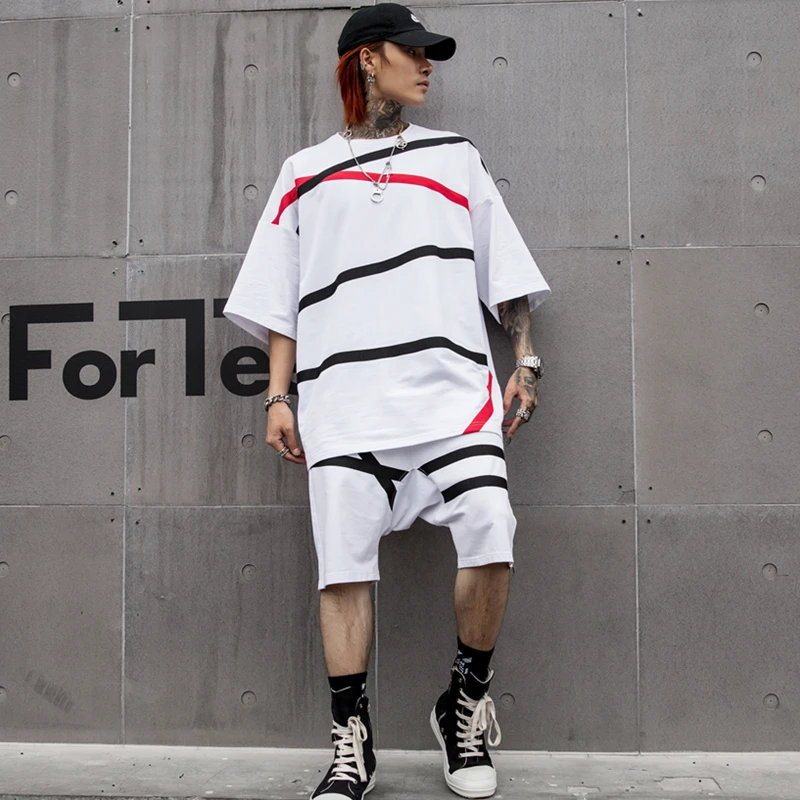 

High Street Color Patchwork Random Stripe Personality Stylish Men's Suit Hip Hop Summer Fashion Male Suit (T-Shirts + Shorts)