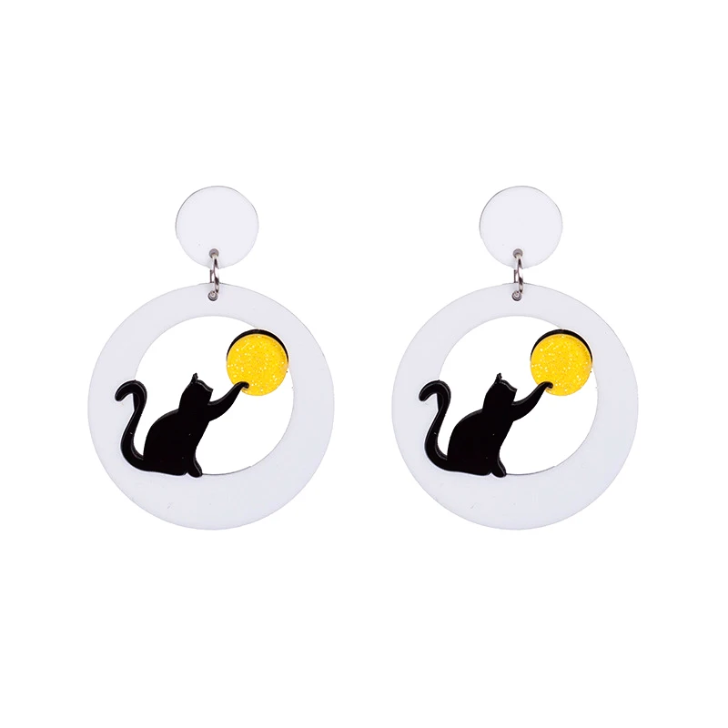 SexeMara-New-Cute-Astronaut-Acrylic-Earrings-For-Women-Round-Hollow-Cat-Penguin-Animal-Earrings-Ladies-Girls