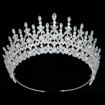 

Crown HADIYANA Graceful Fascinating Corona Princesa Wedding Hair Clip Elegant Cubic Zirconia BC4421 Accesorios para el cabello