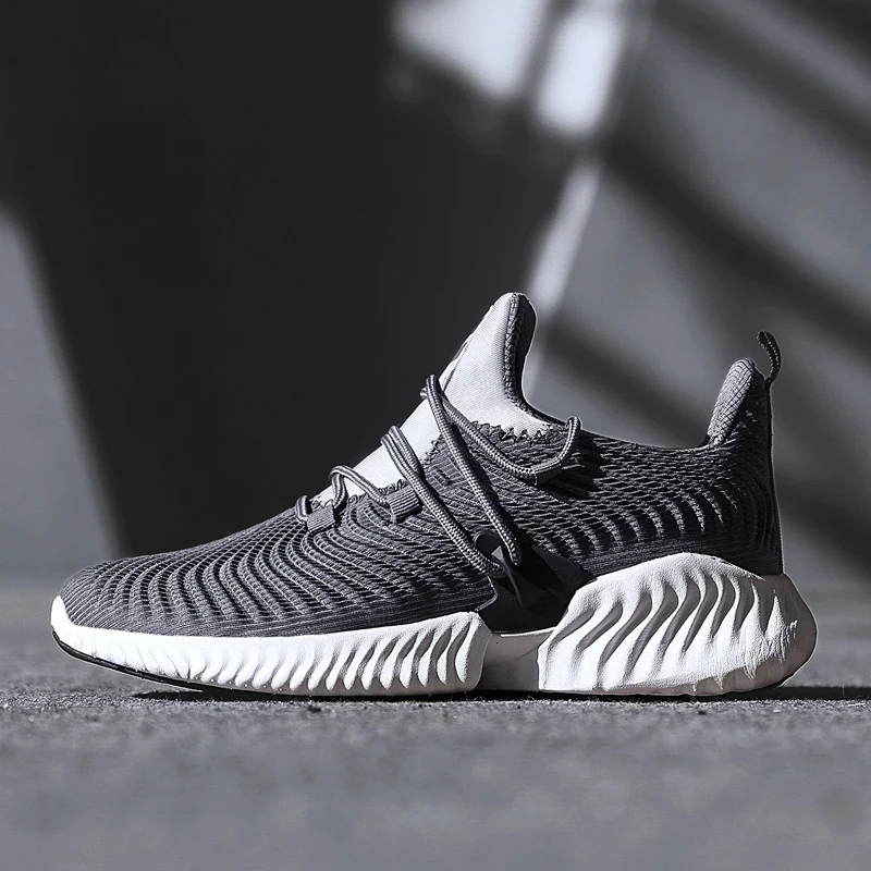 

New Style Fashion Men Casual Shoes Breathable Light Weight Non-Slip Walking Shoes High Quality Comfortable Outdoor Sneakers M251