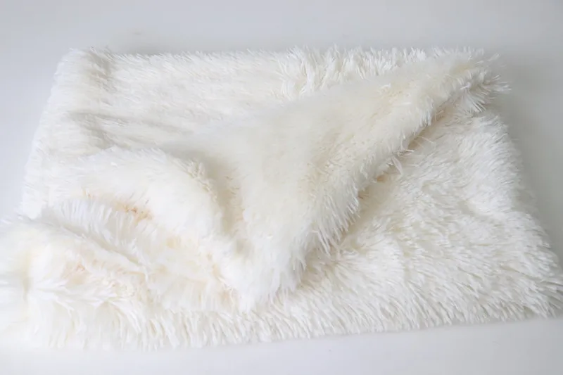 Одеяло для собак, плюшевый коврик для домашних животных, двойное одеяло для домашних животных, большой средний и маленький коврик для собак, одеяло для кошек, теплые и удобные кровати для собак - Цвет: White