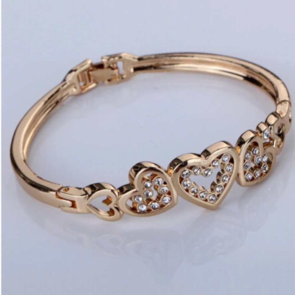 

Romantic Heart Charm Bangles for Women Exquisite Gold Color Crystal Hollow Bangles Luxury Jewelry Accessories Gifts