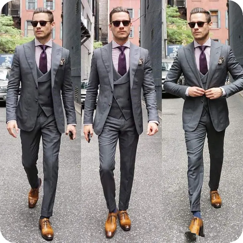 Italian Grey Mens Wedding Suits Double Breasted Man Blazers Jacket Wide Peaked Lapel 3Pieces Custom Made Groom Tuxedos Ternos retro custom made men suits for wedding men suits pants peaked lapel best man blazers jacket 2piece slim fit groom tuxedos