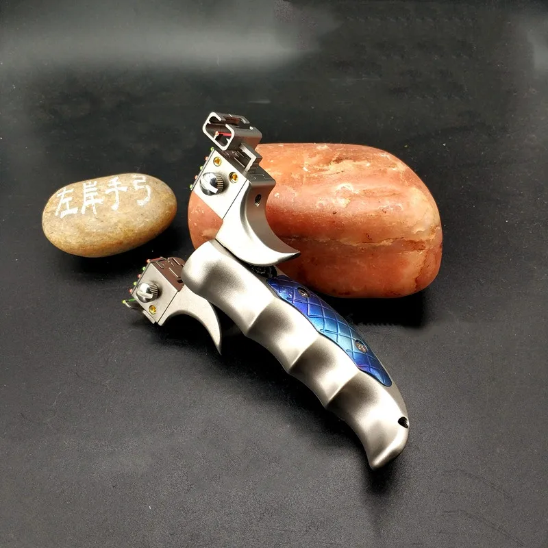 

Titanium alloy Slingshot For Hunting High Quality Catapult With Rubber Band Outdoor Shooting Game New 2019