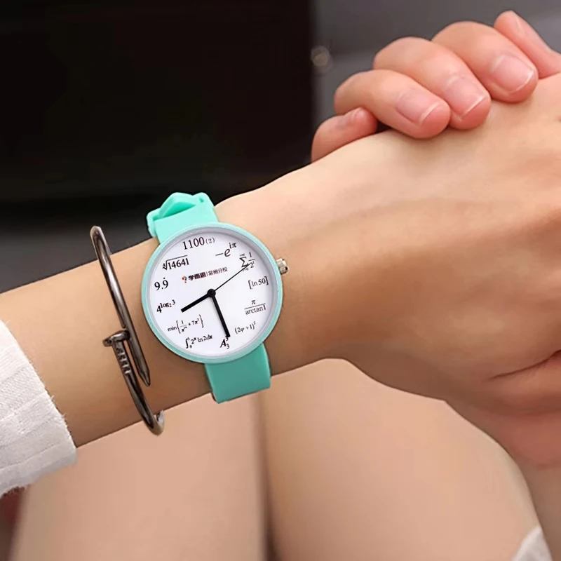 Children's non-mainstream digital watch waterproof primary school students lovely silicone watch men and women quartz watch цена и фото