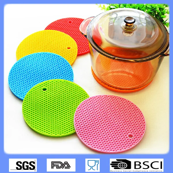 1 PC circular multifunction desktop silicone insulation pad
