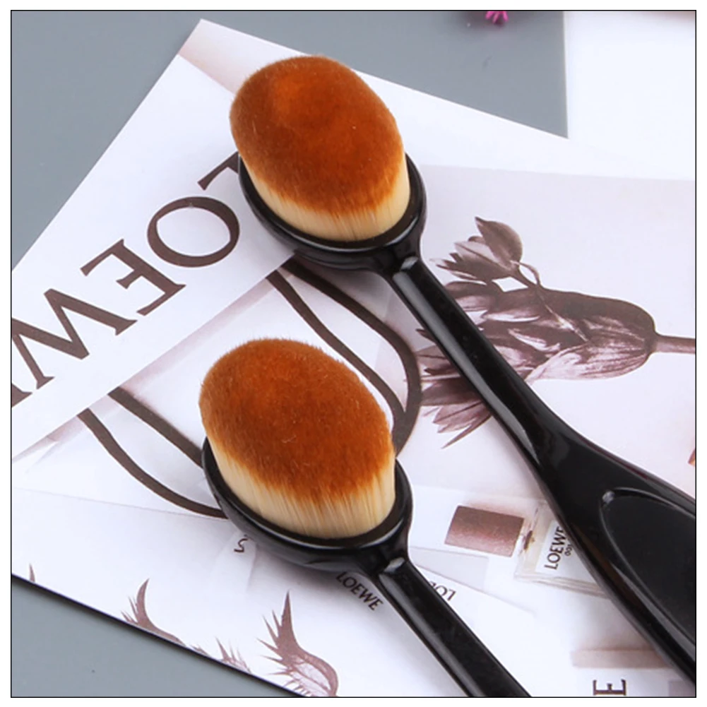 

2019 Hot Makeup Brushes Oval Cosmetic Makeup Toothbrush Pro Blush Face Powder Foundation Brush Makeup Tool