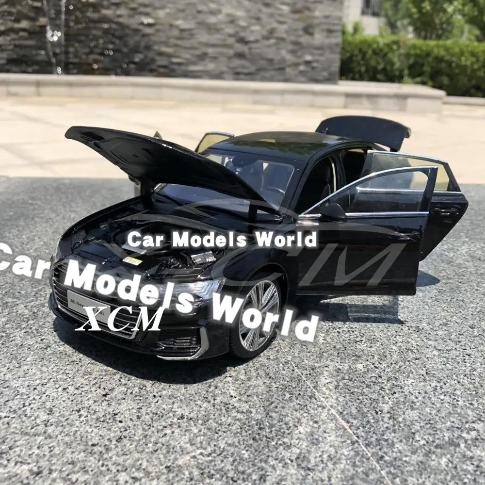 Модель литая автомобиля для всех моделей нового A6L 2019 1:18 (черный) + небольшой