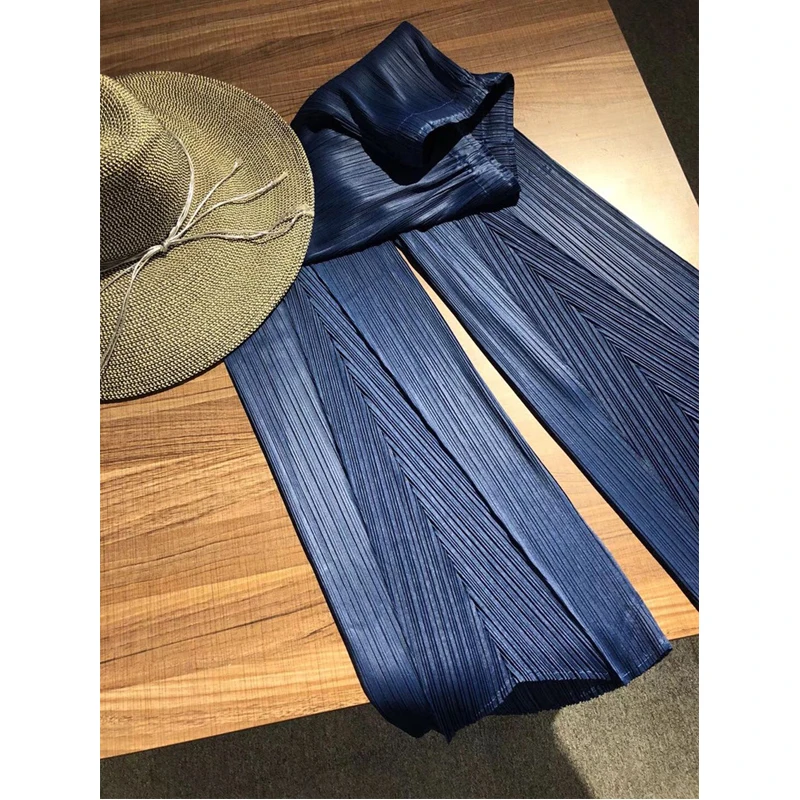 

Changpleat 2019 Spring New Solid Women wide legged pants Miyak Pleated Fashion Design Elastic waist Loose Female trousers Tide