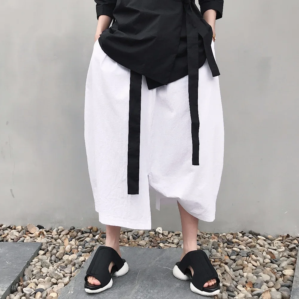 

2018 New men's clothing Hair Stylist GD Fashion Irregularity loose Cotton Linen Big crotch pants harem pants plus size costumes