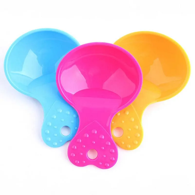 

Light Weight Pet Dog Products Plastic Food Drinking Bowl