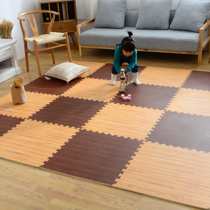 La nueva combinación de gran imitación madera esteras del piso mosaico