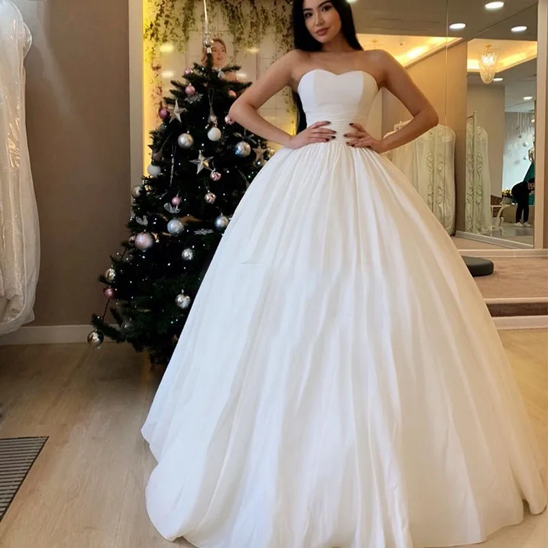 

Elegant Wedding Dresses 2019 Princess Ball Gown Sweetheart White Ivory Satin Floor Length Vintage Bridal Wedding Gowns