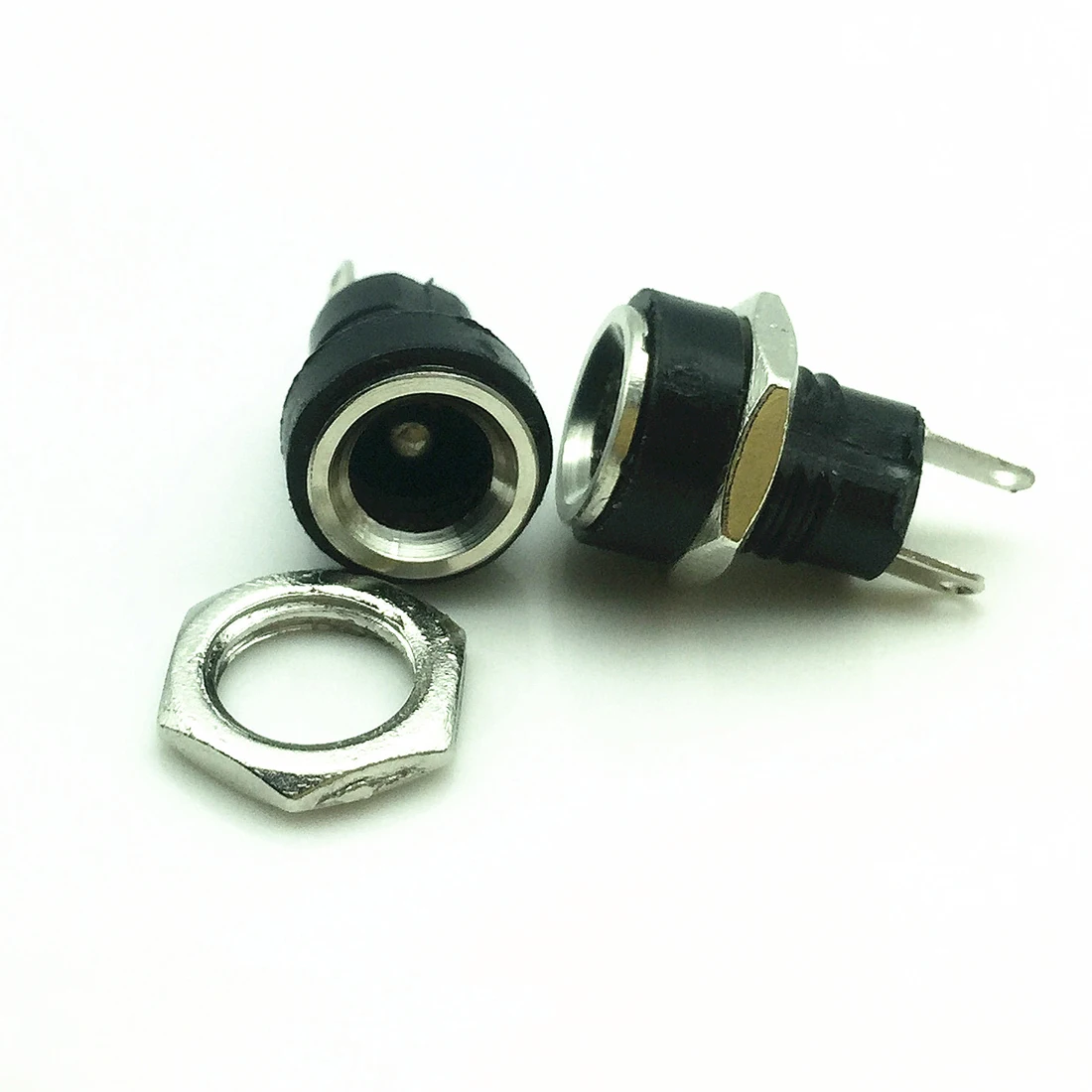 

DC-022B 3A 12v for DC Power Supply Jack Socket Female Panel Mount Connector 5.5mm 2.1mm Plug Adapter 2 Terminal types 5.5*2.1