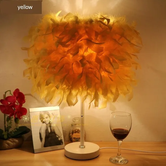 Креативная гостиная освещение перо Настольная лампа свадьба в европейском стиле праздник декоративная лампа спальня прикроватные лампы - Цвет абажура: yellow